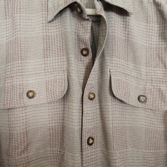 The Northface  tan plaid outdoors  button Longsleeve size medium hiking camping - Picture 3 of 6